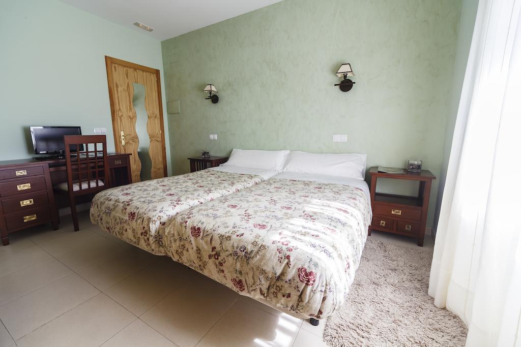 Hotel Rural La Consulta De Isar Δωμάτιο φωτογραφία