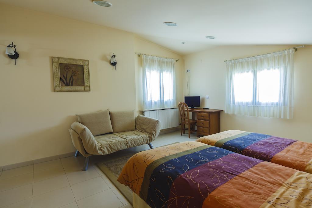 Hotel Rural La Consulta De Isar Εξωτερικό φωτογραφία